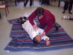 Position Latérale de Sécurité (PLS) - premiers gestes de secours - formation SST